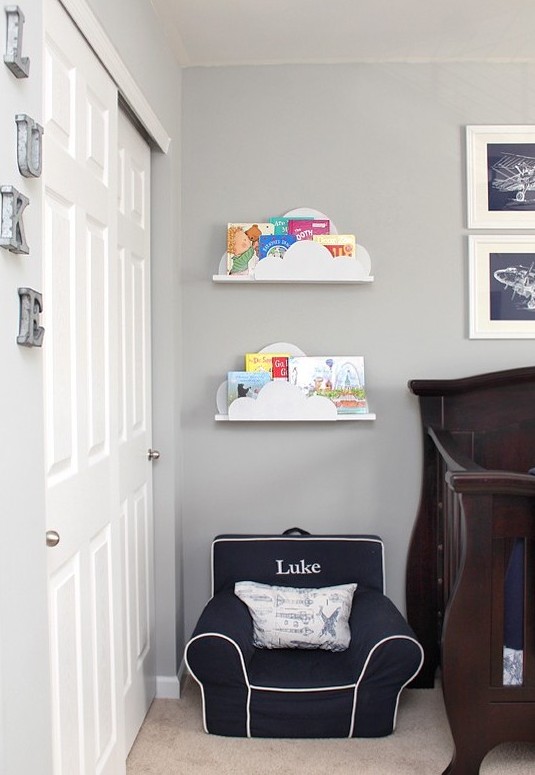 DIY could bookshelf for a kid's bedroom 6