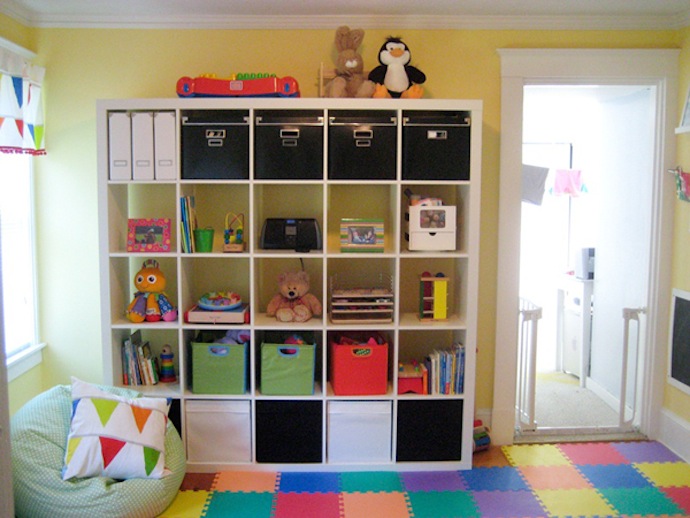35 Colorful Kids Playroom Design Ideas Your Kids Will Enjoy ➤ Discover the season's newest designs and inspirations for your kids. Visit us at www.circu.net/blog/ #KidsBedroomIdeas #CircuBlog #MagicalFurniture @CircuBlog