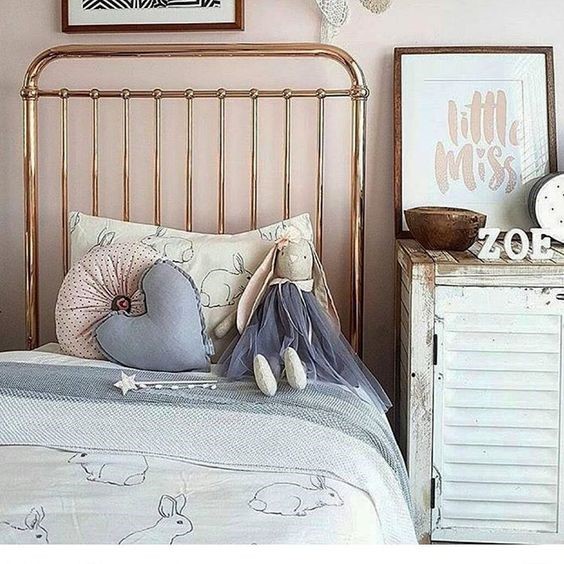 Menu Visual Image Kids Bedroom Ideas – Metallic Accents